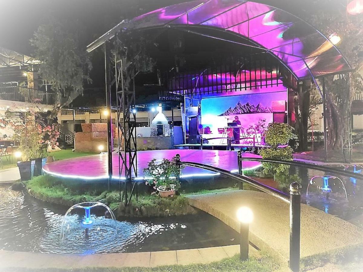 Tahiti Resort Phu Quoc Bagian luar foto